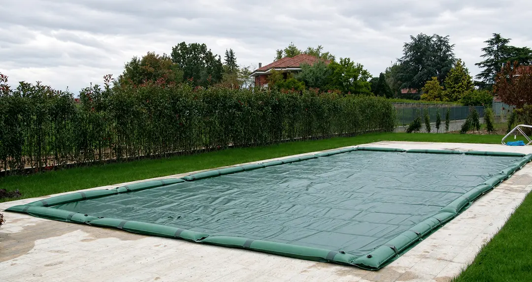 Winter cover on a residential pool